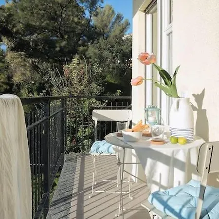 Vayadù Etoile House *