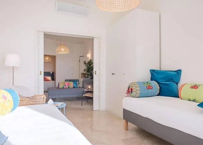Vayadu Etoile House Ospedaletti